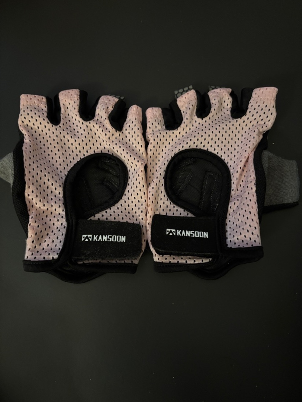 Women's Fingerless Workout Gloves